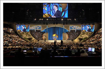 osteen_big.jpg