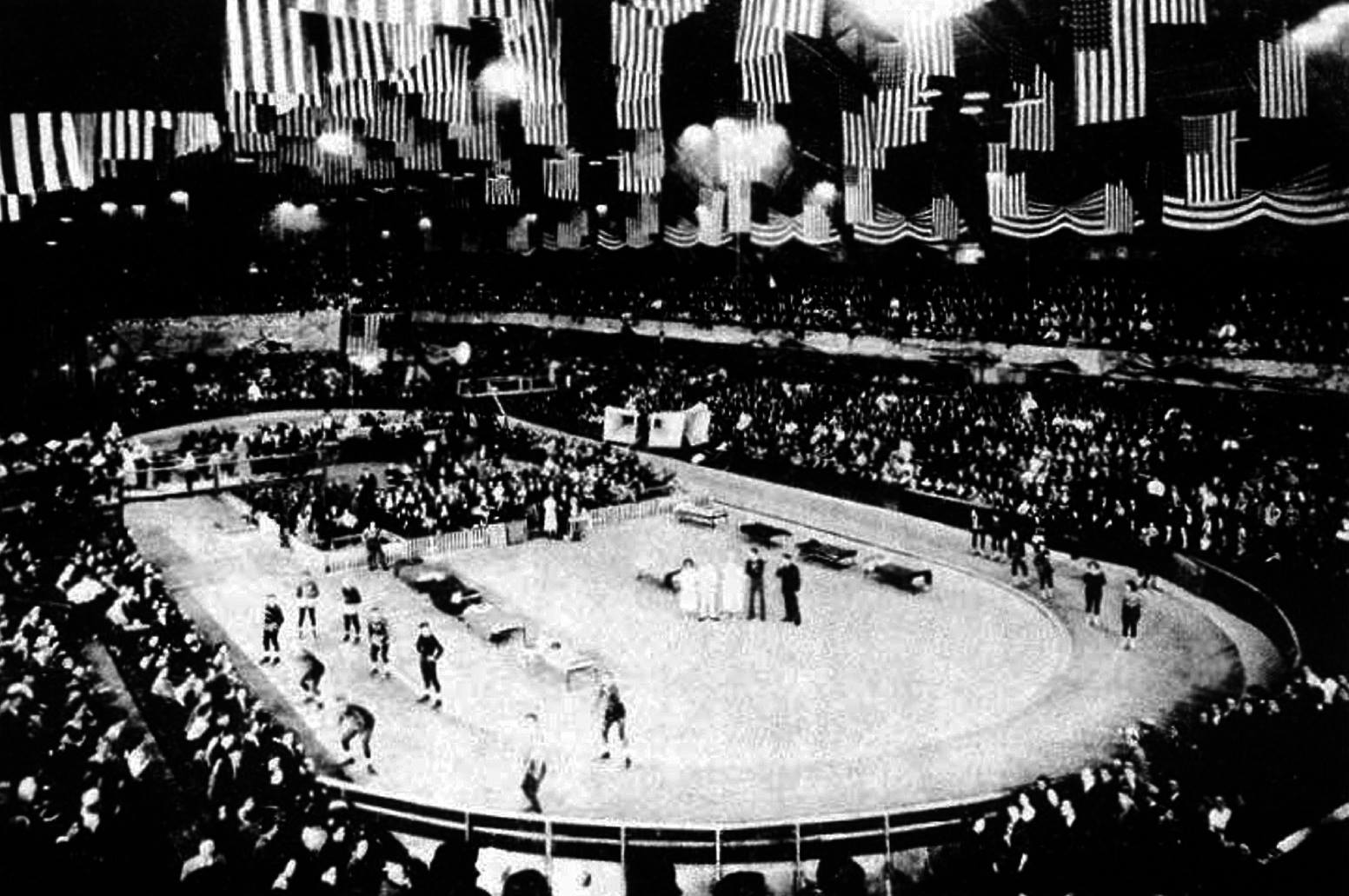 Roller Derby Chicago debut 1935 .jpg