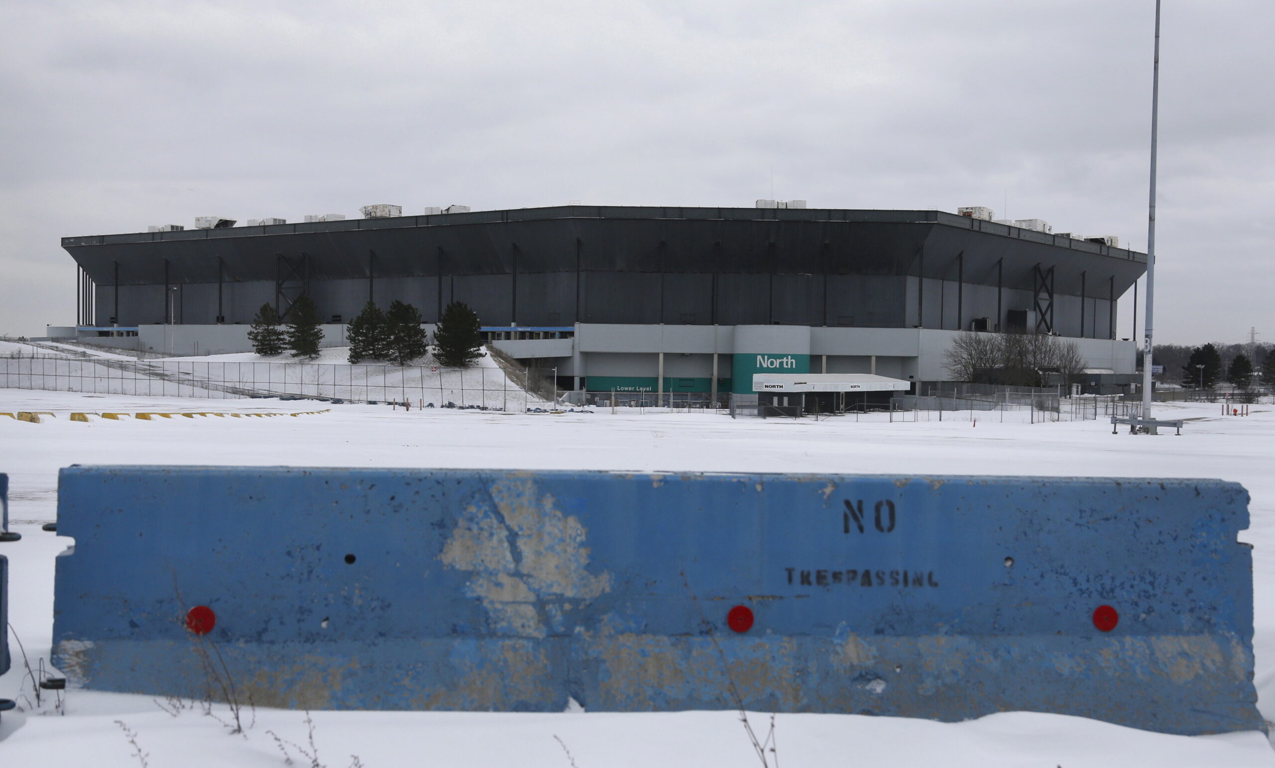 2016-02-03T092024Z_2_LYNXNPEC12074_RTROPTP_4_SPORTS-NFL-STADIUMS.JPG